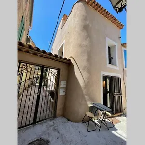  Hébergement de vacances Maison De Village Golfe De Saint-tropez